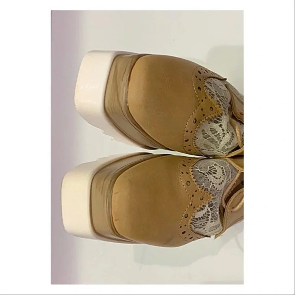 N/A shoes lug